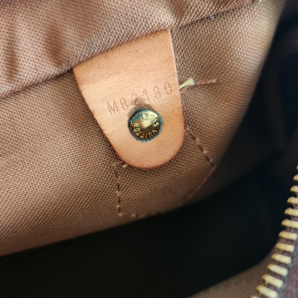 Authentic Vintage Louis Vuitton Speedy 25 Brown Monogram Handbag - Picture 5 of 16